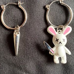 Alt yandere bunny earrings